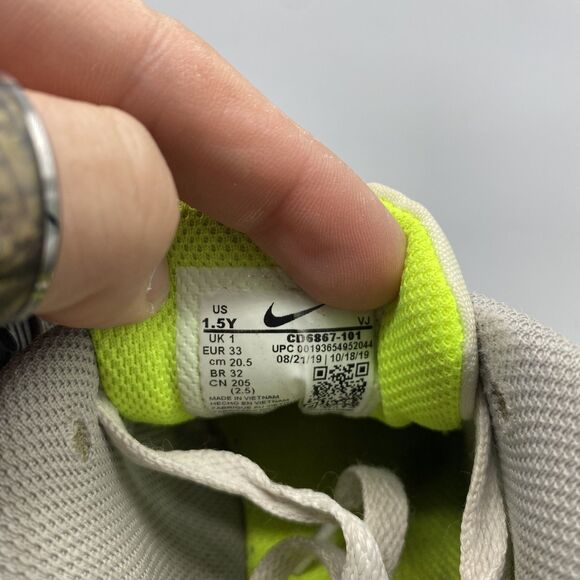 Nike Air Max 90 Sneakers Volt White/Black/Yellow GS Kids CD6867-101 US Size 1.5Y - Picture 7 of 7